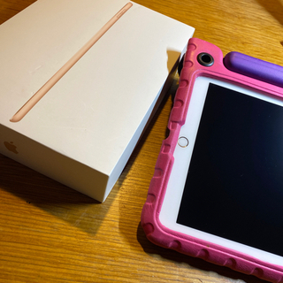 iPad 第6世代　32ギガ　 Wi-Fiモデルの画像