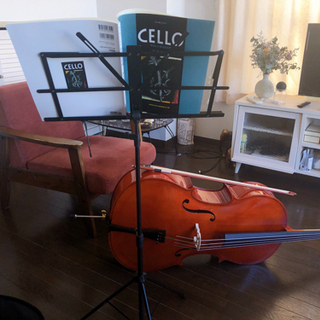 中古チェロの画像