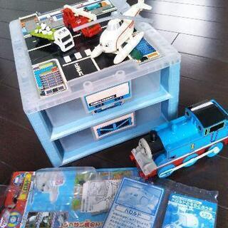 絶版トミカパーキングケース　絶版トミカ2台パンダ消防クレーン車　...
