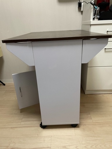 キッチンテーブル