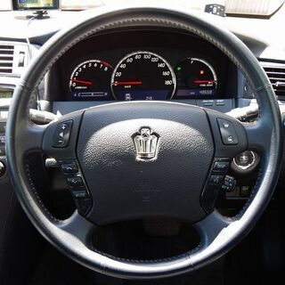 バックカメラ付いてます。車かっこいいです