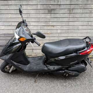 アクシストリート125ｃｃ　色黒