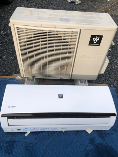 シャープ　6畳用冷暖房エアコン　2019年製　標準取付込み