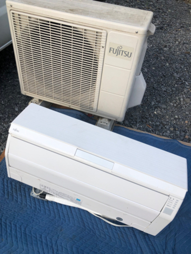 富士通　6畳用　掃除機能付きエアコン　標準取付込み