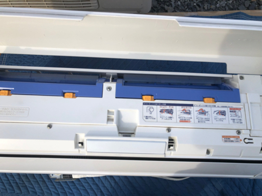 富士通　6畳用　掃除機能付きエアコン　標準取付込み