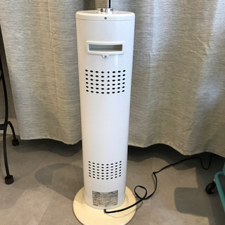 遠赤外線ヒーター　コイズミ　カーボンヒーターホワイトの画像