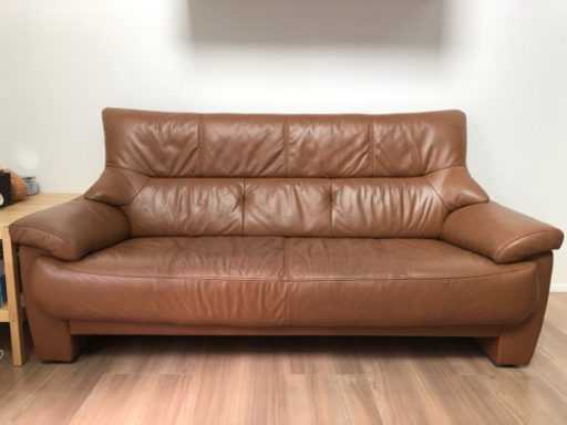 【取引決まりました】本革　３人掛けソファ　ハイバック