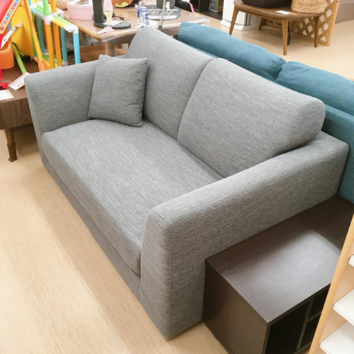 2人掛けソファ✨グレー✨クッション付き✨座り心地は低反発タイプ　ヘタリなし♪✨中古品