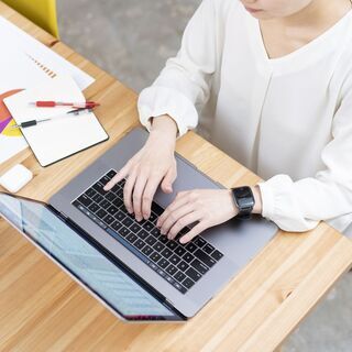 一宮市 WEBデザイナー パート・バイト 週2日～OK 4時間～...