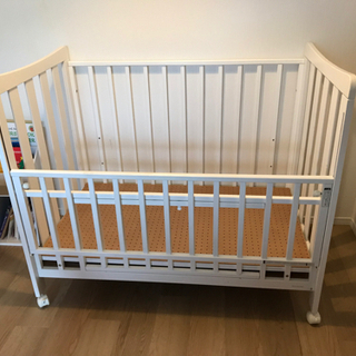 <受け渡し予定確定済み>ベビーベッド　120cm×70cm