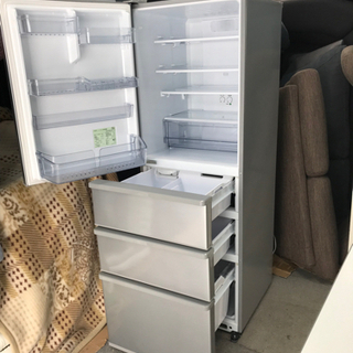 清潔✨AQUA 冷蔵庫 355L 製氷機能付き ・2018年製【たのメル便】 清潔✨AQUA 冷蔵庫 355L 製氷機能付き ・2018年製【たのメル便】 清潔