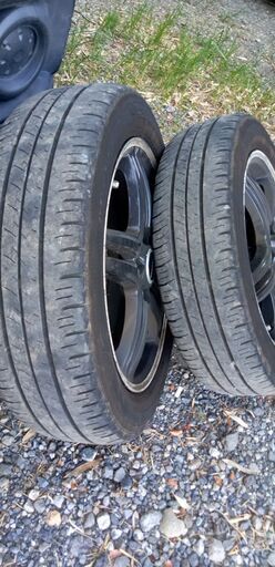 新しくタイヤを交換したのでおゆずりします欲しい方がいれば