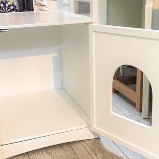 SIMPLY パイン無垢材 キャットパレス キャットラック ホワイト トイレ カバー トイレBOX 白 ネコ シンプリー おしゃれ★買取帝国 志木店の画像