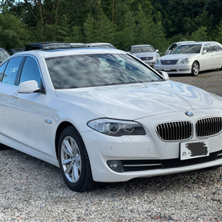 ‼️BMW 5シリーズ‼️サンルーフ、革シート‼️テレビ付き‼️...