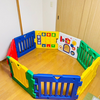 日本育児　ミュージカルキッズランド　ベビーサークル 
