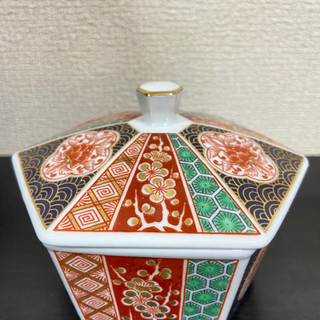 有田焼 錦松梅 清秀作 色絵 蓋付き小鉢 菓子鉢