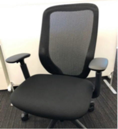 2019年製造　オカムラ製　シルフィ　美品