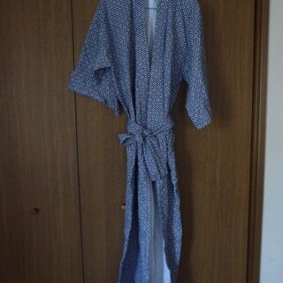 介護用の浴衣とマットの画像