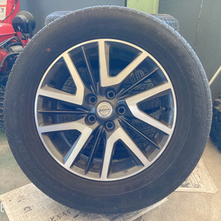 エクストレイル 純正ホイールタイヤの画像