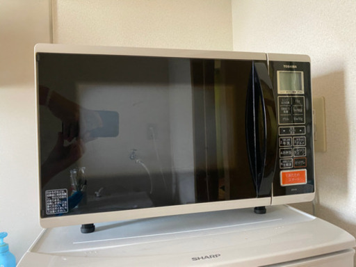 【お譲り先決定】【美品】【値下げ】TOSHIBA オーブンレンジ　石窯オーブンER-K3（W）