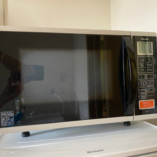 【お譲り先決定】【美品】【値下げ】TOSHIBA オーブンレンジ　石窯オーブンER-K3（W）の画像
