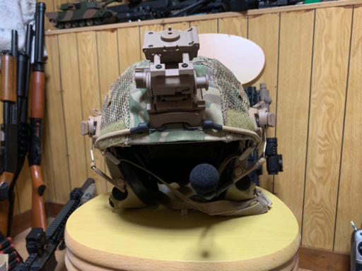 サバゲーヘルメット