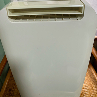 日立　衣類乾燥除湿機