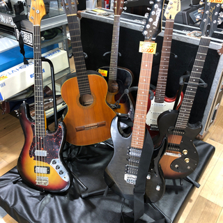 人気商品‼︎   残り少なくなっています　エレキ　ギター　ベース...