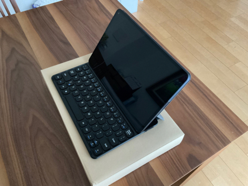 CHUWI HiPad Pro LTE通信対応 専用キーボード付き