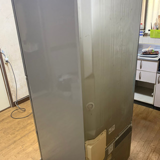 冷蔵庫の画像