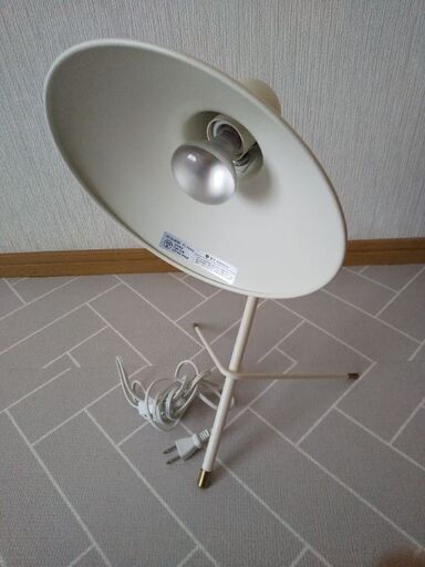 自宅保管　ほぼ未使用ディクラッセ(DI CLASSE) アルル  テーブルランプ ホワイト