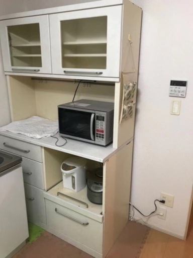 食器棚