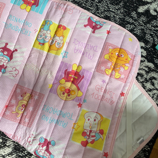 新品 アンパンマン 敷きパット