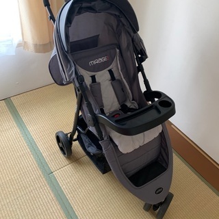 ベビーカー　新生児の時から使ってました！