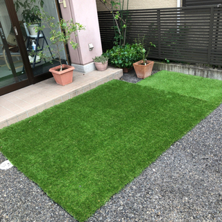 リアルな人工芝