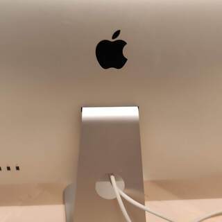 Apple LED Cinema Display 27の画像