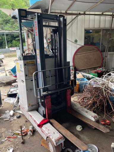 中古電動フォークリフト