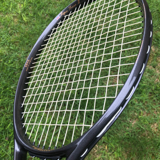 テニスラケット(ウィンブルドン製 super serve II)の画像