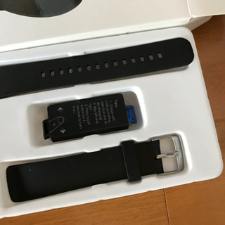 【新品未使用】スマートウォッチ スマートブレスレット レディース 活動量計 メンズ 小型 腕時計 歩数計 着信通知SMS/Twitter/WhatsApp/Line/アプリ通知 スポーツウォッチ ウォーキング ランニング トレーニング 遠隔撮影 プレゼント アウトドア iPhone/Android対応の画像