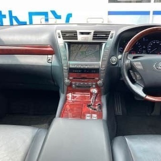 👑レクサス ＬＳ６００ｈ🔅4WDのサンルーフ付き🔅👑【金利ゼロ！諸費用最安値！】の画像