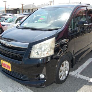 ☆ﾐﾆﾊﾞﾝが自社ﾛｰﾝでも！TOYOTAノア！4WDﾓﾃﾞﾙ！...