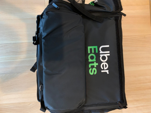 uber eats配達バッグ