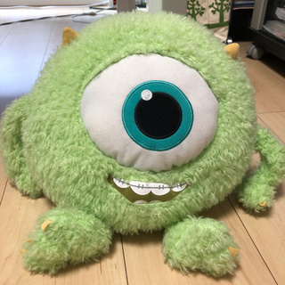 【取引完了】モンスターズインク マイクぬいぐるみ