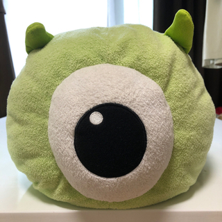 【取引完了】モンスターズインク マイク 枕