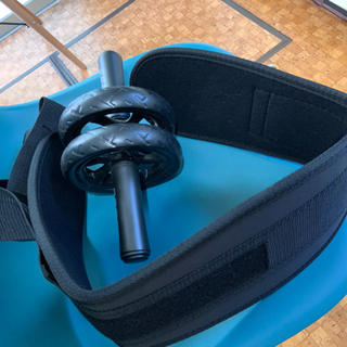可変式ダンベル24kg.ベンチ台.アブローラー.トレーニングベルトセットの画像