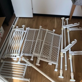 ニトリ　つっぱり棚　窓枠　突っ張り　物干し