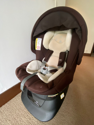 チャイルドシート　エールべべ ・クルットNT2  プレミアム