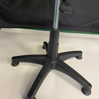 簡易伸縮椅子　高さ420-570 直径390 足幅520の画像
