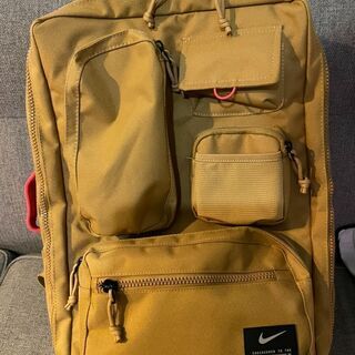 ナイキ NIKE デイパック ナイキ ユーティリティ エリート バックパック 【使用2回・ほぼ新品】の画像
