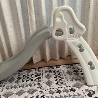 ホワイト滑り台